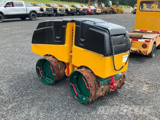 Bomag  ضاغطات التربة