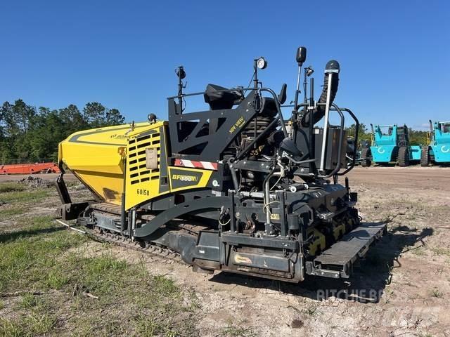 Bomag BF300C معدات السفلتة