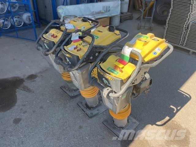 Bomag BT65/4 ِدَكات