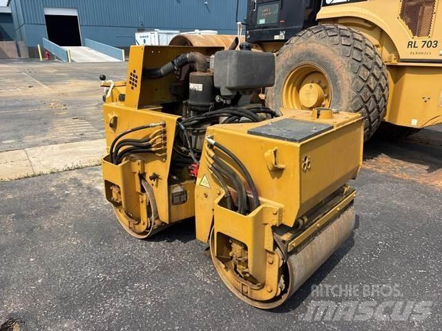 Bomag BW75 مداحل متنوعة