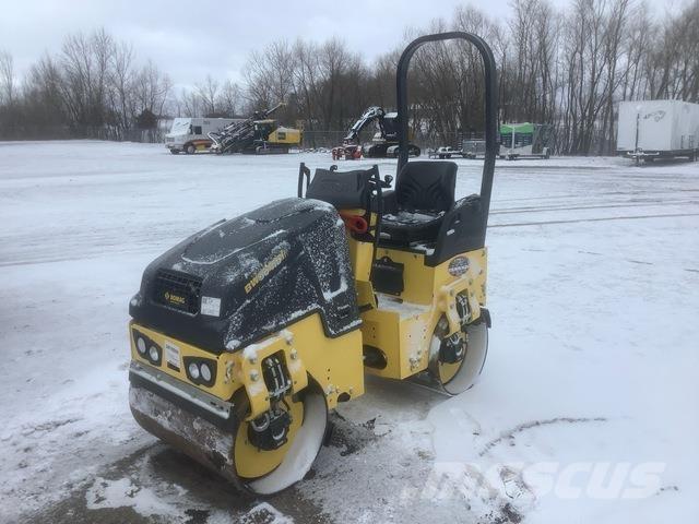 Bomag BW90AD-5 مداحل ثنائية الاسطوانة