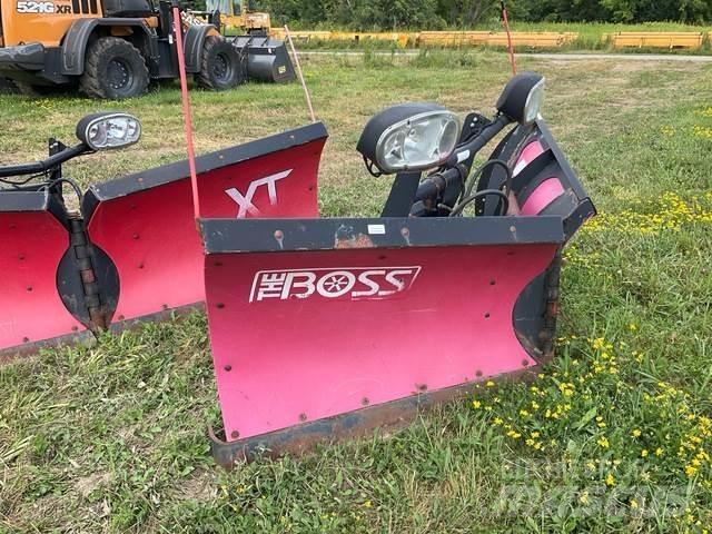 Boss Poly-V XT حراثات ونصول الجليد