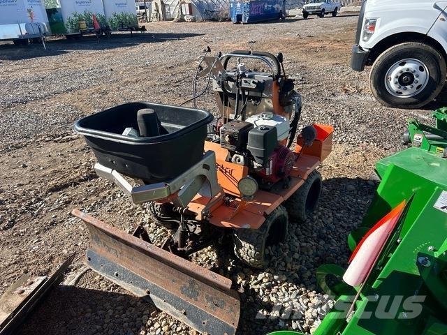 Boss Snowrator معدات البناء - غير ذلك