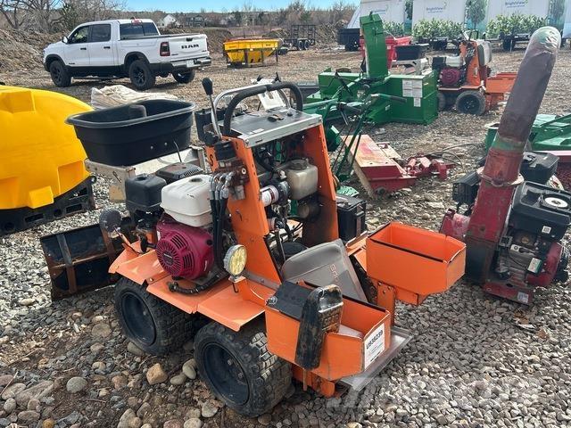 Boss Snowrator معدات البناء - غير ذلك