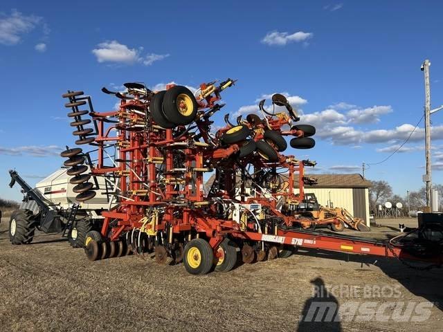 Bourgault 5710 مثاقيب