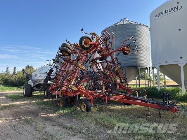 Bourgault 8810 مثاقيب