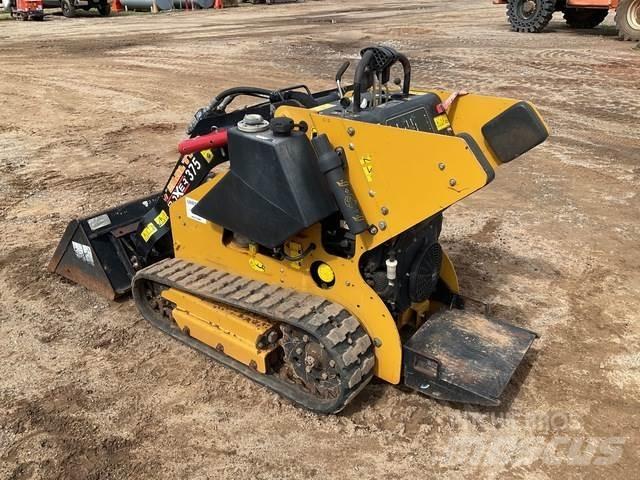 Boxer 375 لوادر انزلاقية التوجيه