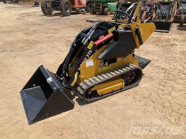 Boxer 375CE لوادر انزلاقية التوجيه