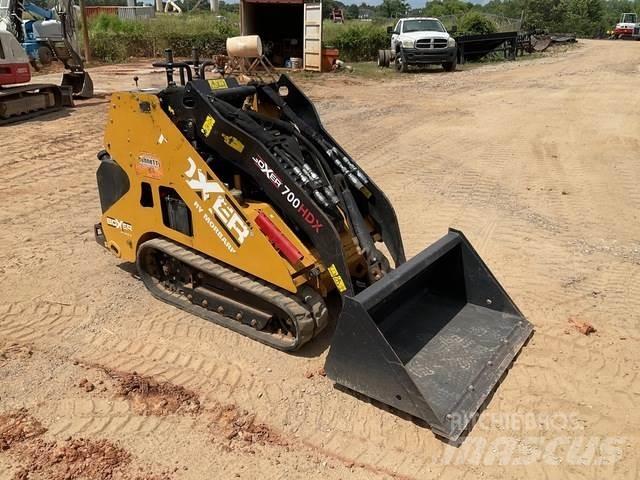 Boxer 700HDX لوادر انزلاقية التوجيه