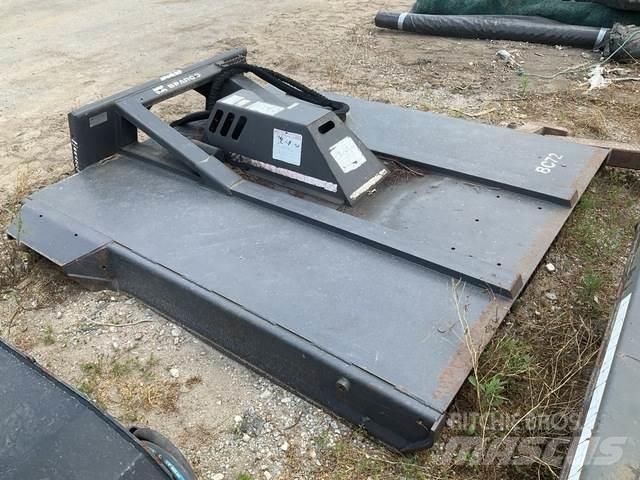 Bradco 15330 ركوب الحشائش