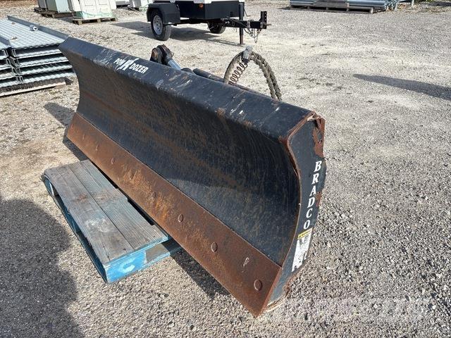 Bradco 88861 بلدوزرات مجنزرة