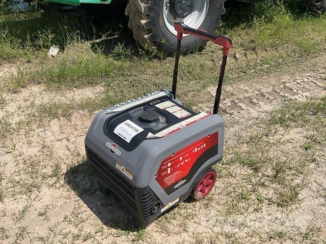 Briggs Q6500 مساحات تخزين محمولة للطاقة