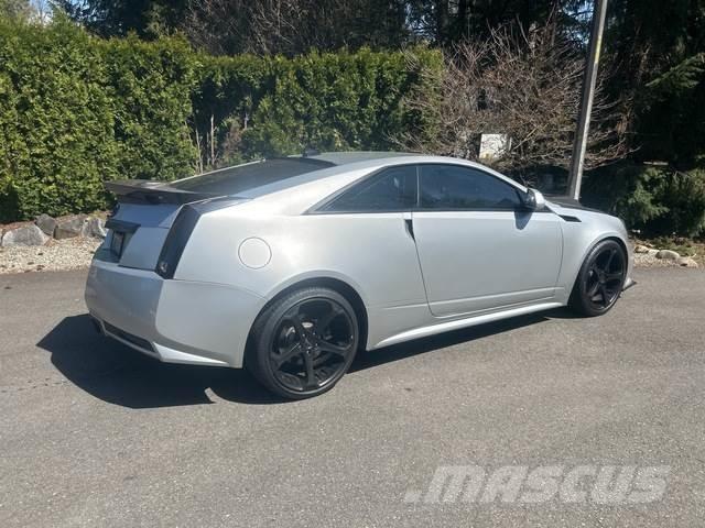Cadillac CTS سيارات