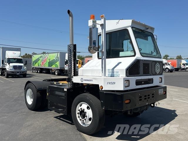Capacity  جرارات صالات المطارات