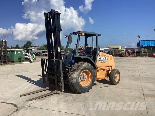 CASE 586H 2WD شاحنات الطرق الوعرة