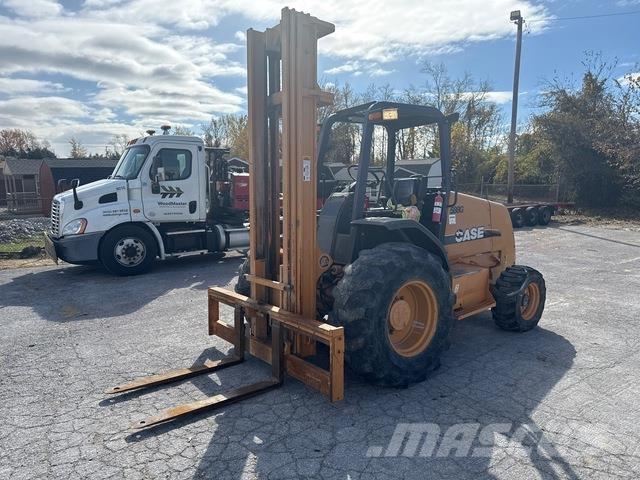 CASE 588G شاحنات ذات رافعات شوكية - أخرى