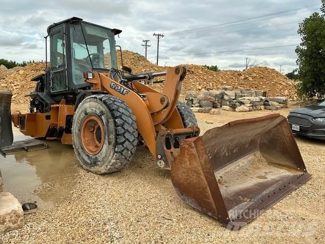 CASE 621F لوادر بعجل