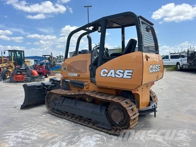 CASE 650M LT بلدوزرات مجنزرة