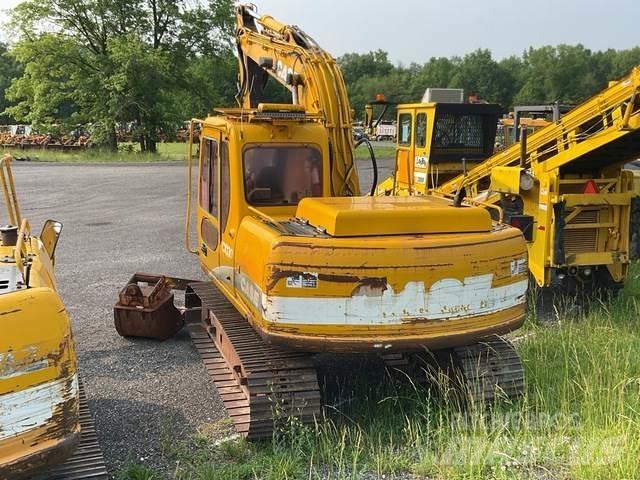 CASE CX130C حفارات زحافة