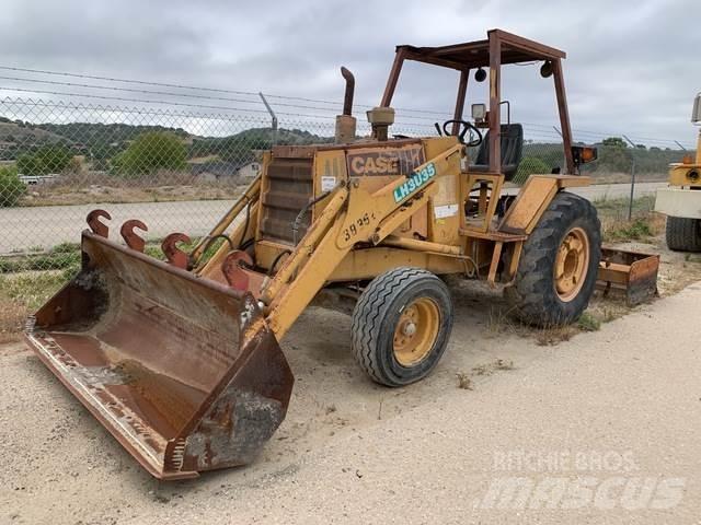 Case IH 480ELL لوادر وحفارات أمامية