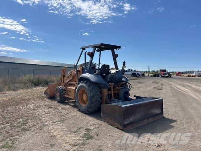 Case IH 570LXT لوادر وحفارات أمامية