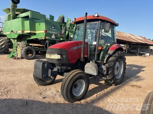 Case IH JX80 الجرارات