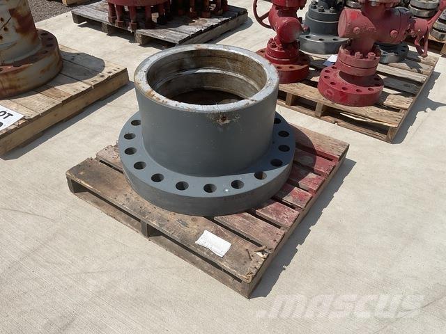  Casing Head أخرى