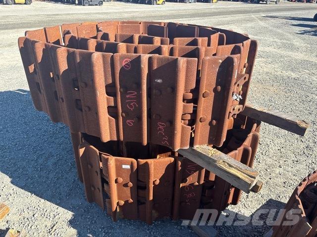 CAT  المسارات والسلاسل والهيكل السفلي