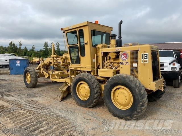 CAT 120G معدات تمهيد الطرق