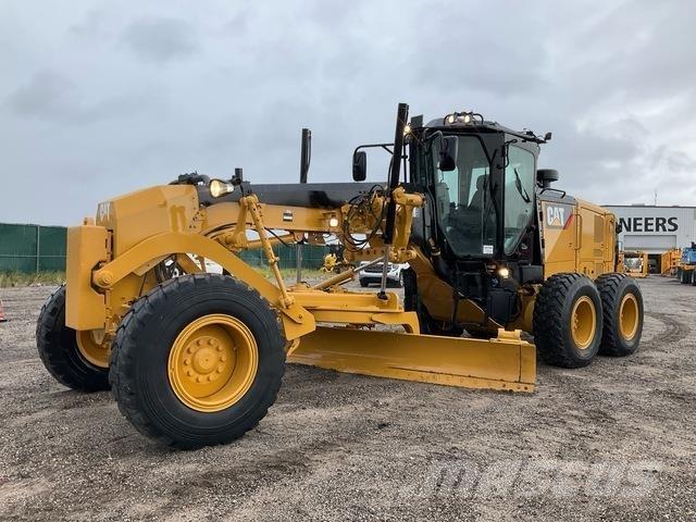 CAT 12M3 معدات تمهيد الطرق