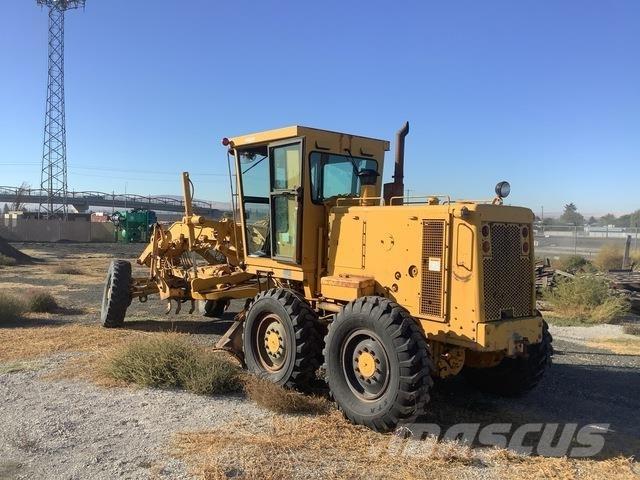 CAT 130G معدات تمهيد الطرق