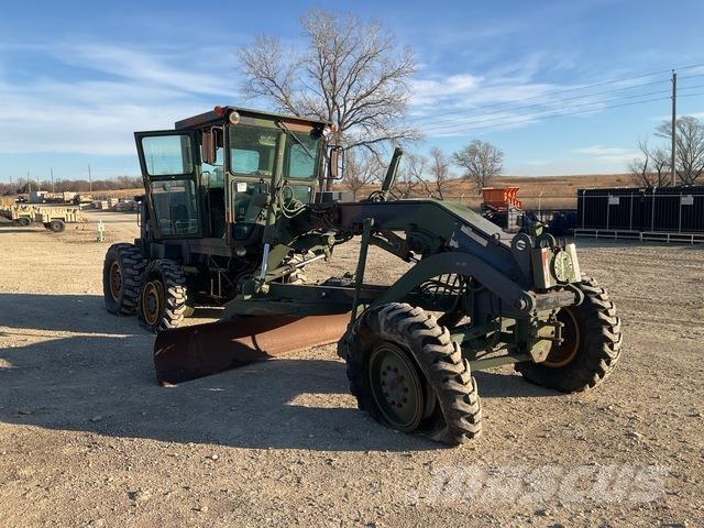 CAT 130G MIL معدات تمهيد الطرق