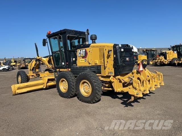 CAT 140 معدات تمهيد الطرق