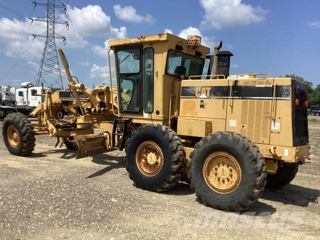 CAT 140H معدات تمهيد الطرق