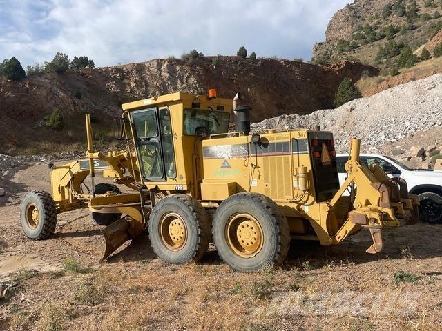 CAT 140H معدات تمهيد الطرق