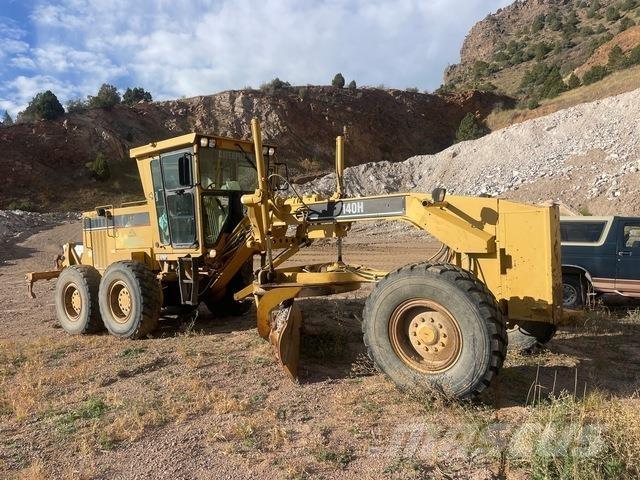 CAT 140H معدات تمهيد الطرق