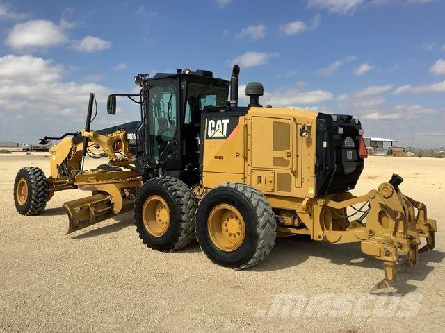 CAT 140M3 معدات تمهيد الطرق