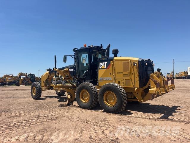 CAT 140M3 معدات تمهيد الطرق