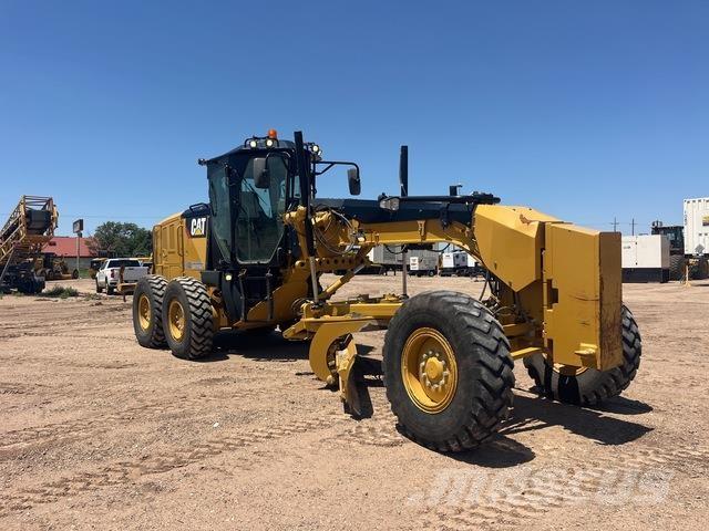CAT 140M3 معدات تمهيد الطرق