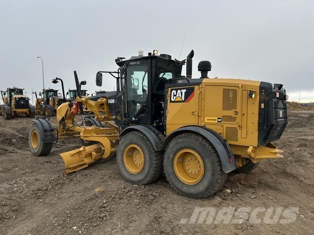CAT 140M3 معدات تمهيد الطرق