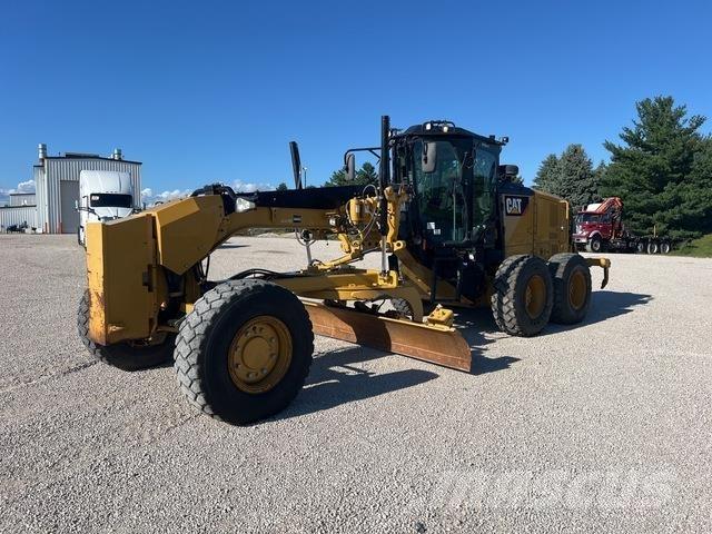 CAT 140M3 AWD معدات تمهيد الطرق