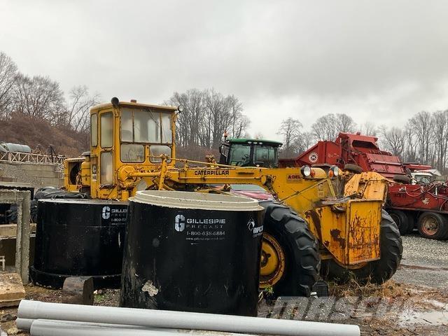 CAT 14D معدات تمهيد الطرق