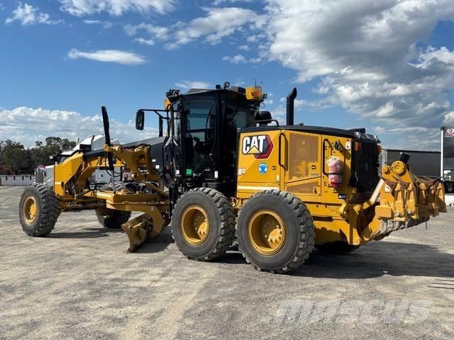CAT 150 معدات تمهيد الطرق