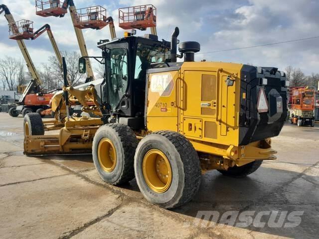 CAT 160 معدات تمهيد الطرق