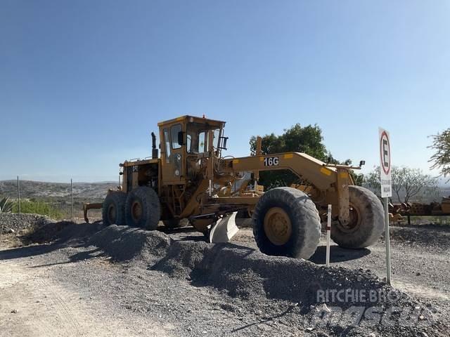 CAT 16G معدات تمهيد الطرق