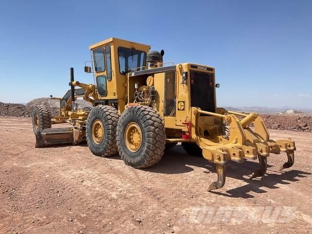 CAT 16G معدات تمهيد الطرق