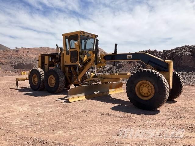 CAT 16G معدات تمهيد الطرق