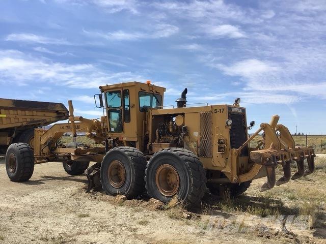 CAT 16G معدات تمهيد الطرق