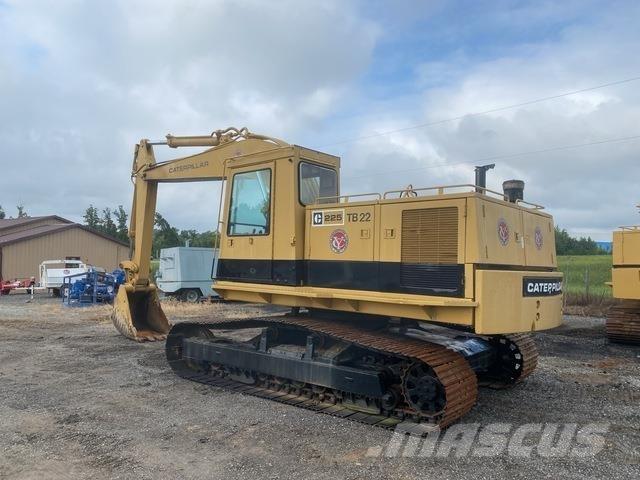 CAT 225 حفارات زحافة