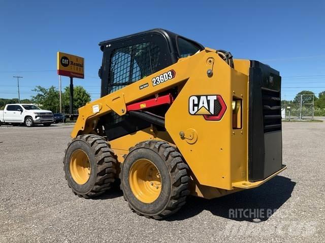 CAT 236D3 لوادر انزلاقية التوجيه